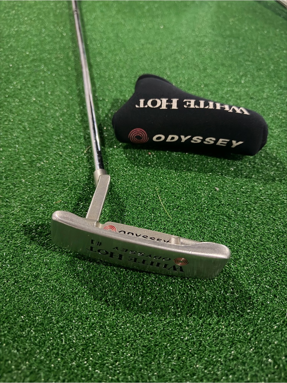 Odyssey White Hot #1 Putter - Right handed